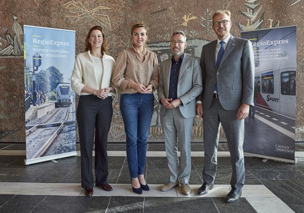 foto bij persbericht RegioExpres klein